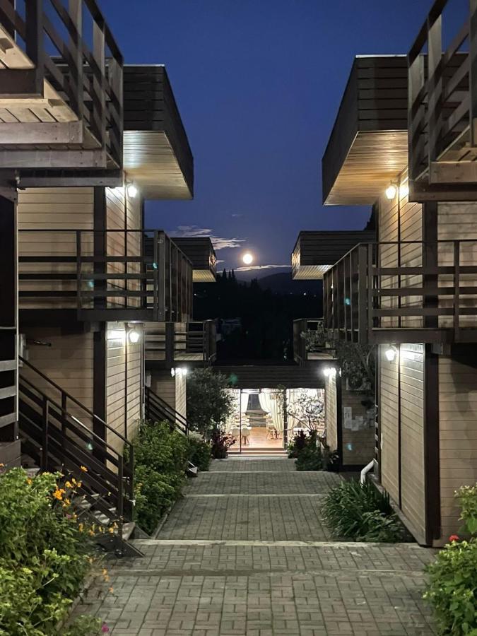 Отель Eco Village New Athos Экстерьер фото